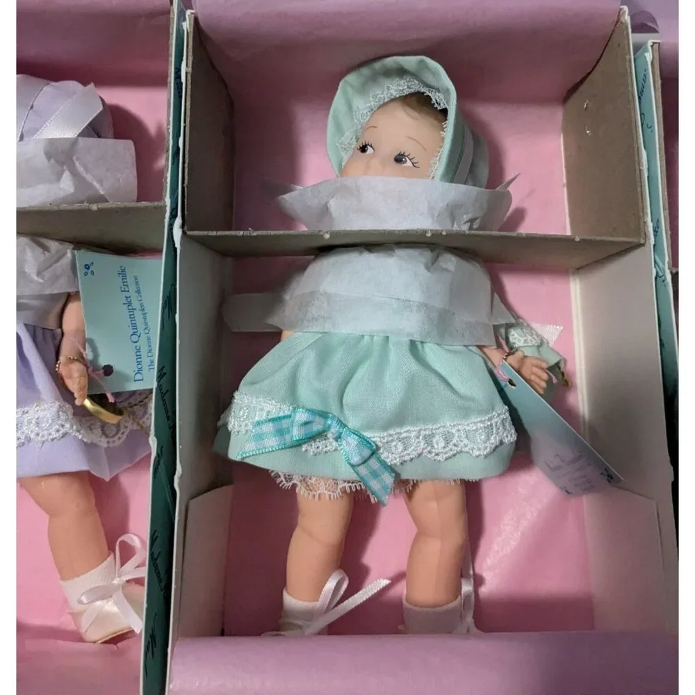 Madame Alexander Dionne Quintuplets Collection Dolls Set Of 5 in Original Boxes - Picture 2 of 12